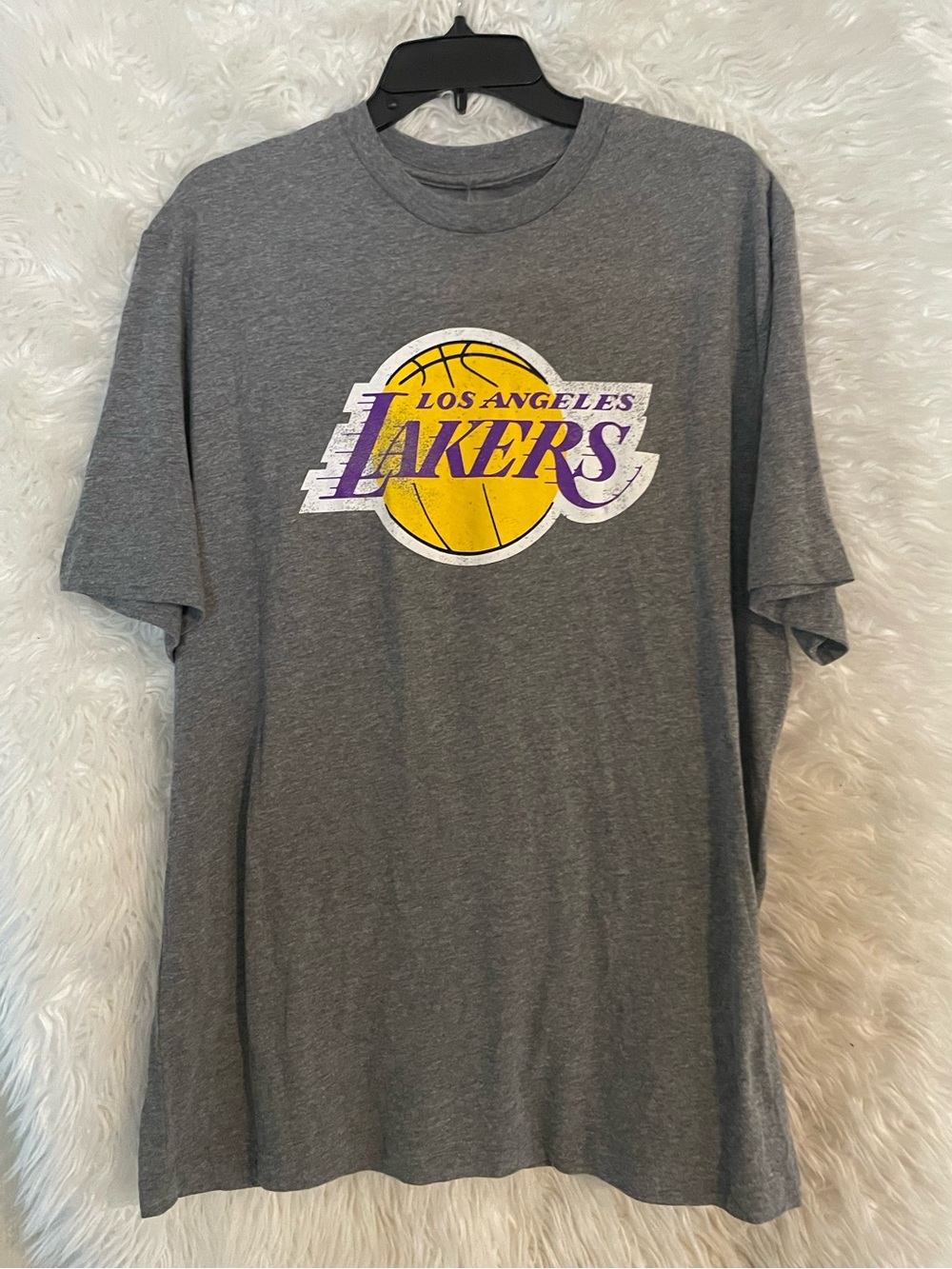 Los Angeles Lakers NWT Men’s Fanatics NBA Gray Distressed Logo Tri-Blend Tee-XL